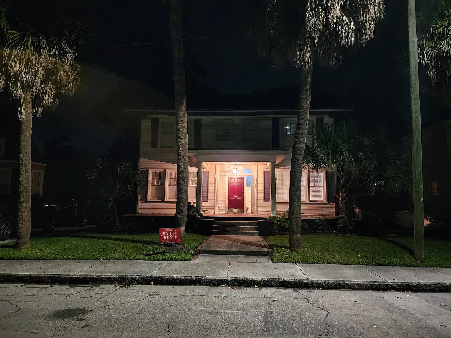 4 bed, 2016 sqft, $3,250 — Photo 2