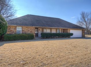 8310 E 106th St, Tulsa, OK 74133