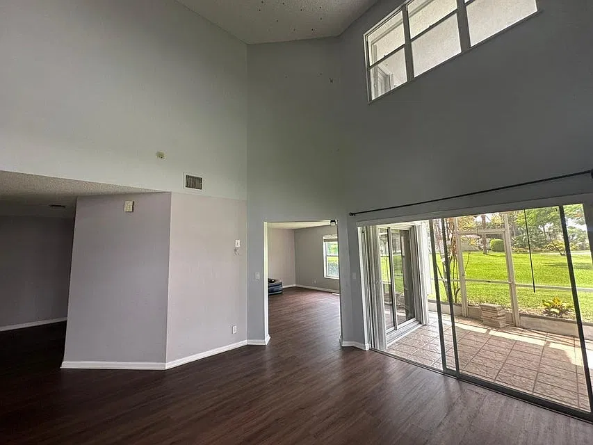 3 bed, 2.5 bath, 1884 sqft, $3,200 — Photo 4