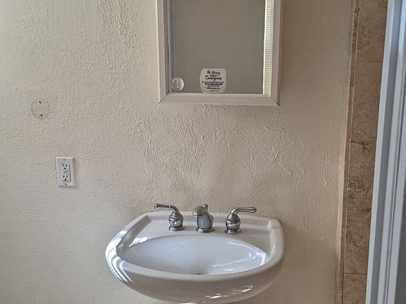 Unit Photo