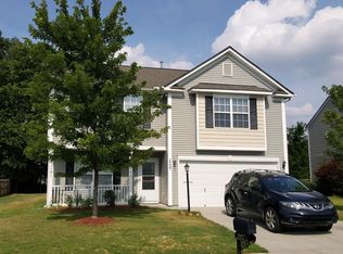 15427 Lakepoint Forest Dr, Charlotte, NC 28278