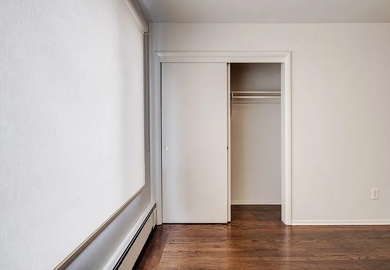 2000 Greenwich St #9 — Photo 9