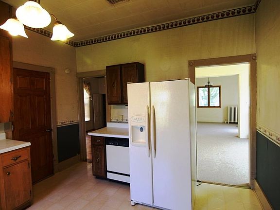 5th image of 406 Otsego St