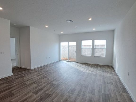 4th image of 7395 W Donner Ave