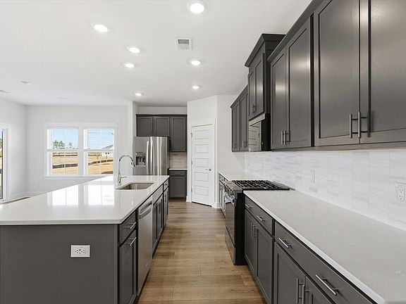 7th image of this home
