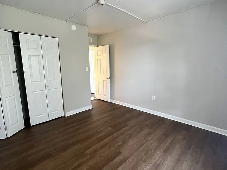 Ridge Terrace Apartments — Photo 28