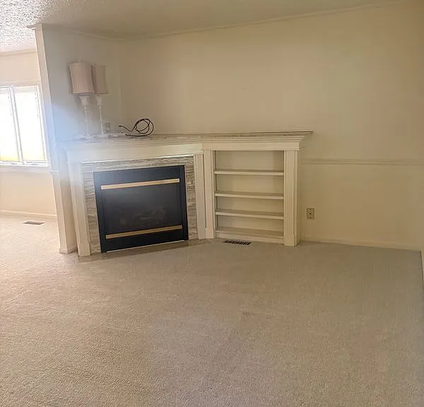 6284 Woodsdale Dr — Photo 11