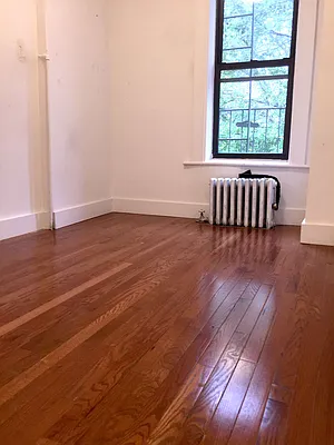 Rented by Evergreen Realty & Investments | media 15