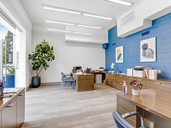 Leasing Office