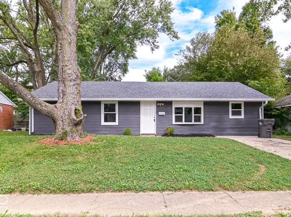 9226 Rochelle Dr, Indianapolis, IN 46235