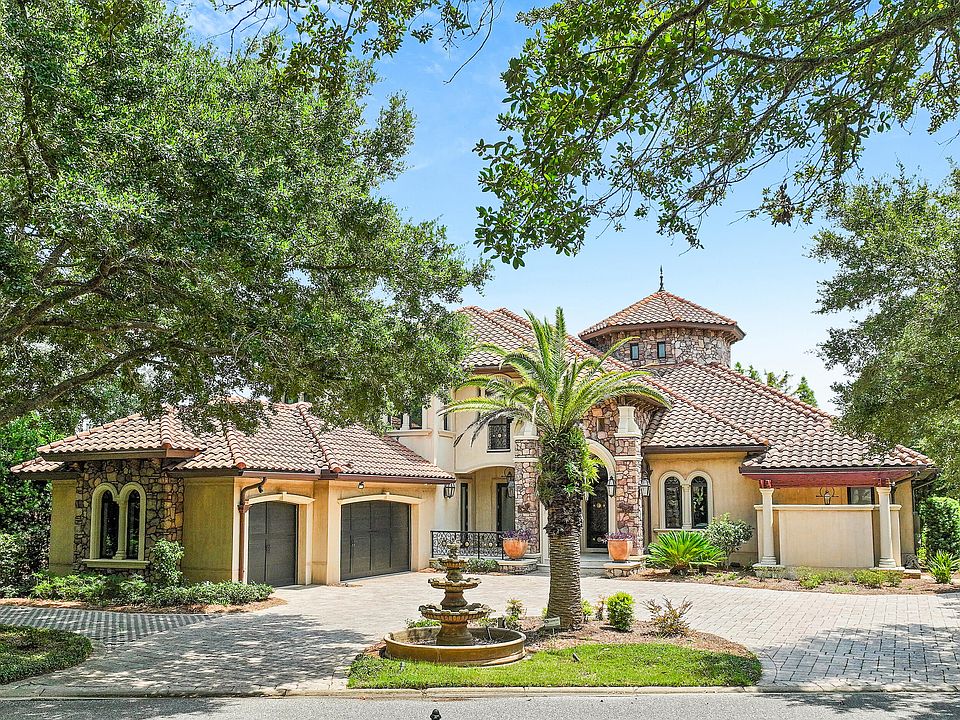 1st image of 437 Admiral Ct