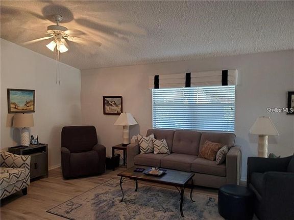 5th image of 17216 SE 93rd Heyward Ave