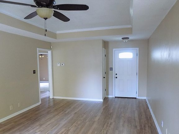5th image of 3326 S Senseney Cir