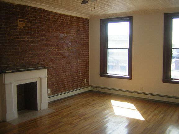 5th image of 43 Bruckner Blvd APT 3