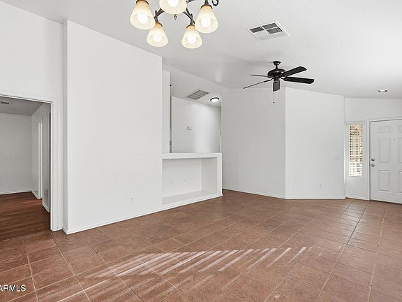 5th image of 2662 W SAWTOOTH Way