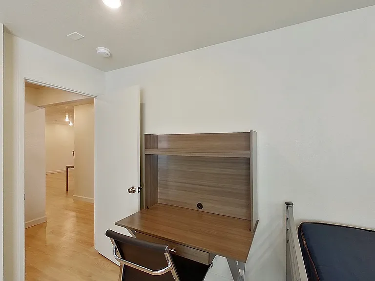 2437 Piedmont Ave — Photo 44