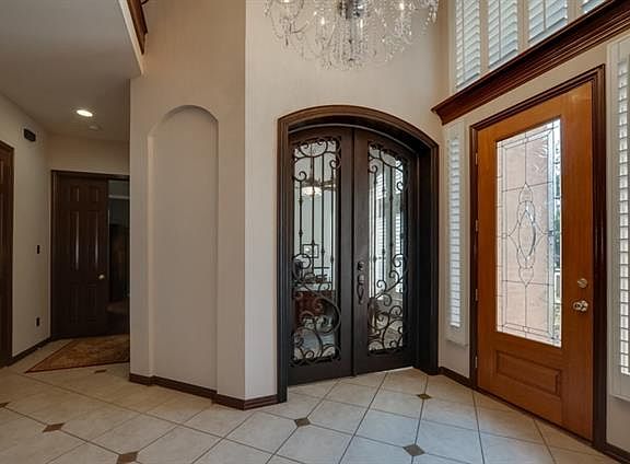 3rd image of 1405 Settlers Ct