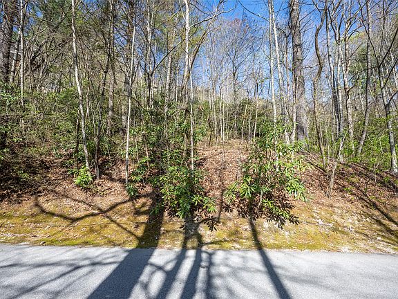 2nd image of 18 Country Club Estates Drive