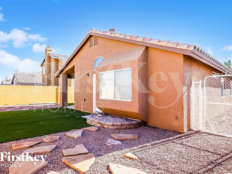890 E Prairie Grass Dr — Photo 14