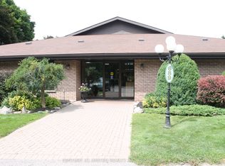 689 Whitaker St #5, Peterborough, ON K9H7K3
