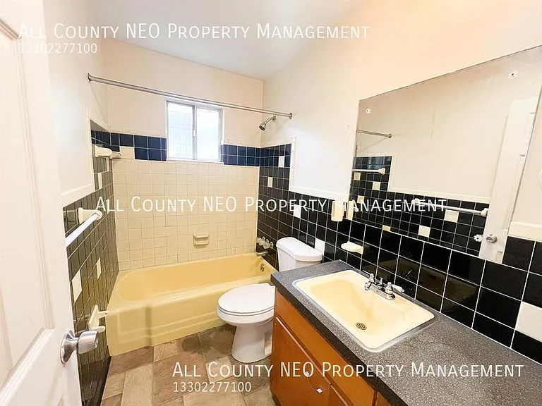 481 Tompkins Ave — Photo 8