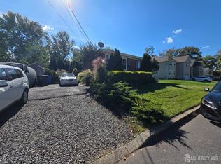 176 Kensington Ave, Colonia, NJ 07067