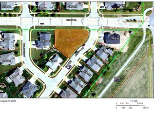 5501 Legacy Ln, Springfield, IL 62711