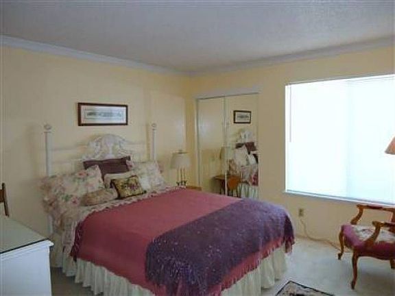 4th image of Great Oaks Way