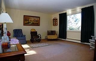 5th image of 10 Bettino Dr
