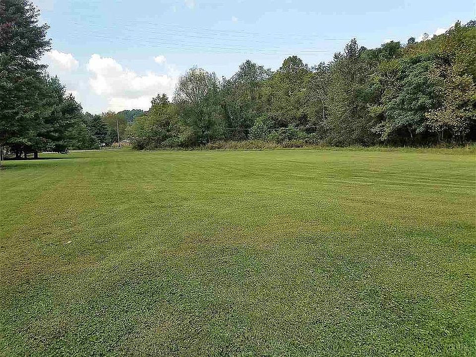1st image of Hawthorne Dr
