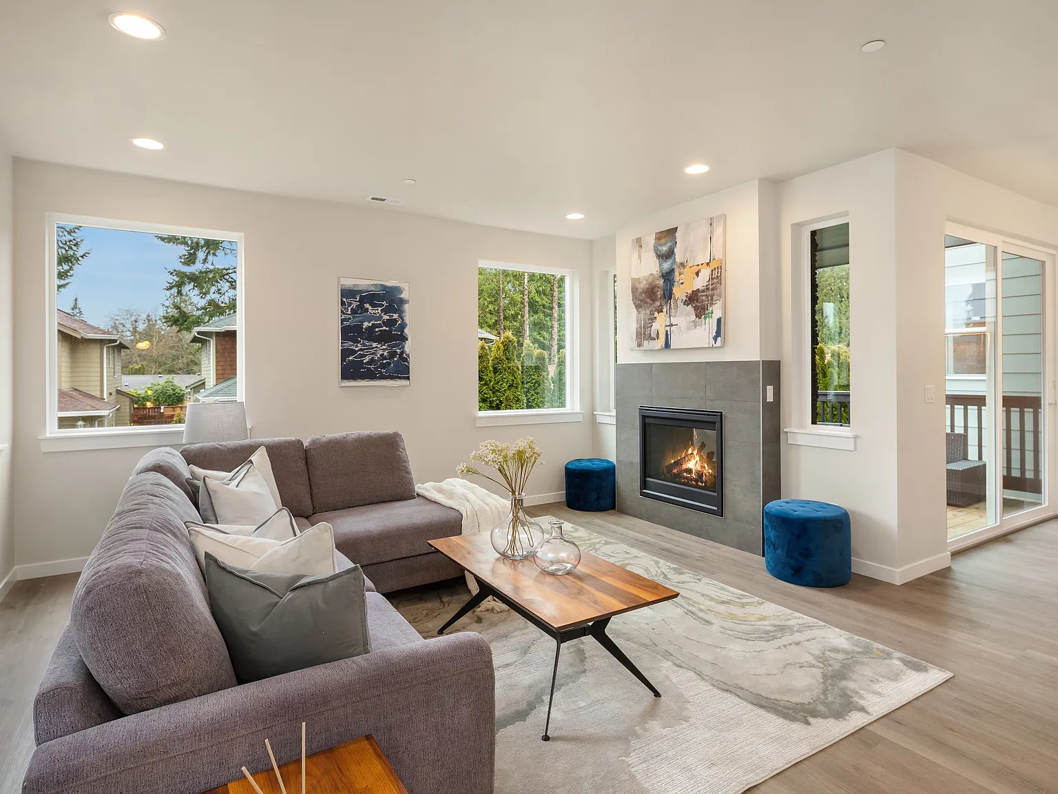 4 bed, 3.5 bath, 2664 sqft, $4,250 — Photo 4
