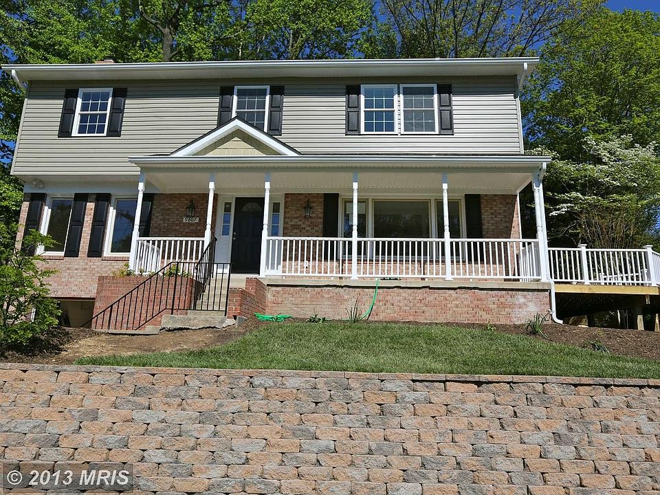 1st image of 9807 Stoneybrook Dr