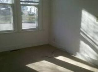 456 Jefferson St APT B, Valparaiso, IN 46385