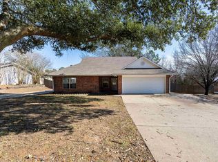 312 S Pecan St, White Oak, TX 75693