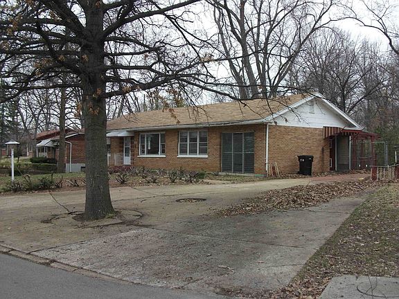 4th image of 8341 Hawkesbury Dr