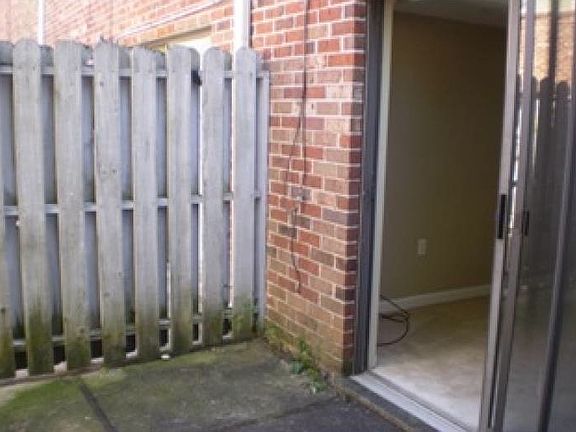 5th image of 2530 E North St APT 5B