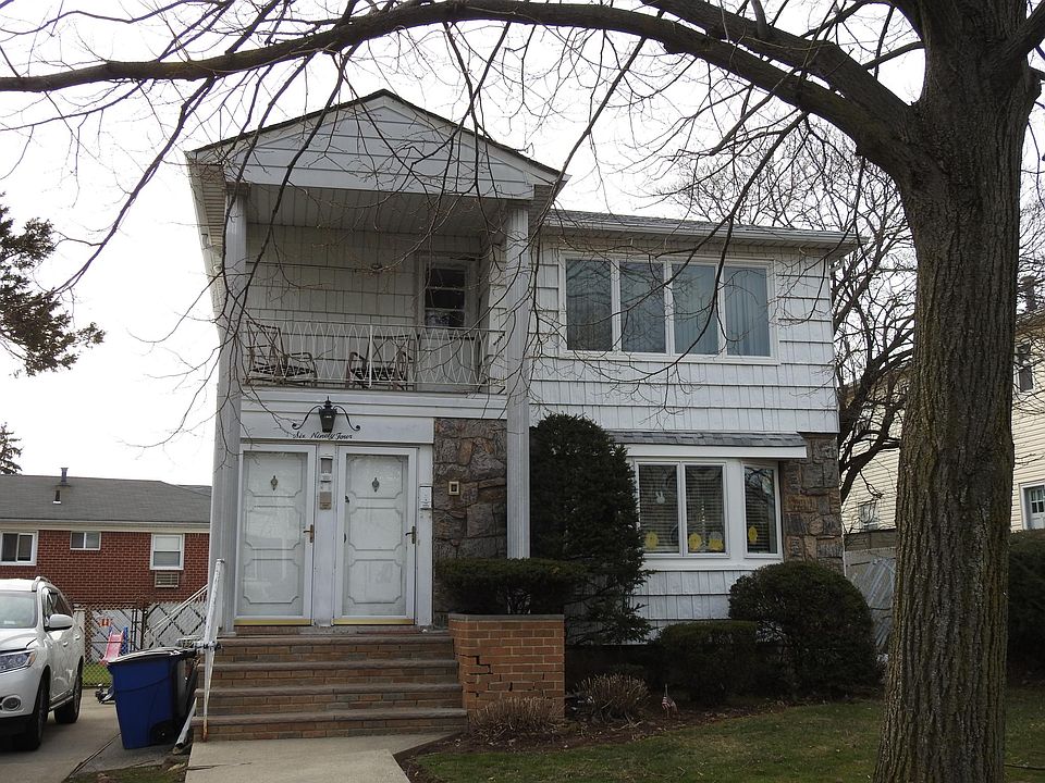 694 Collfield Ave