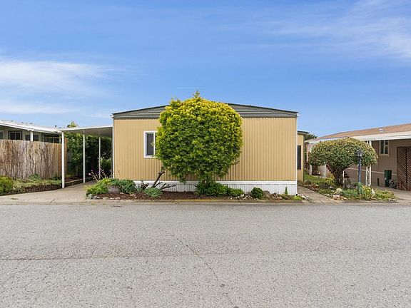 2nd image of 31 Oceanview Ave #31
