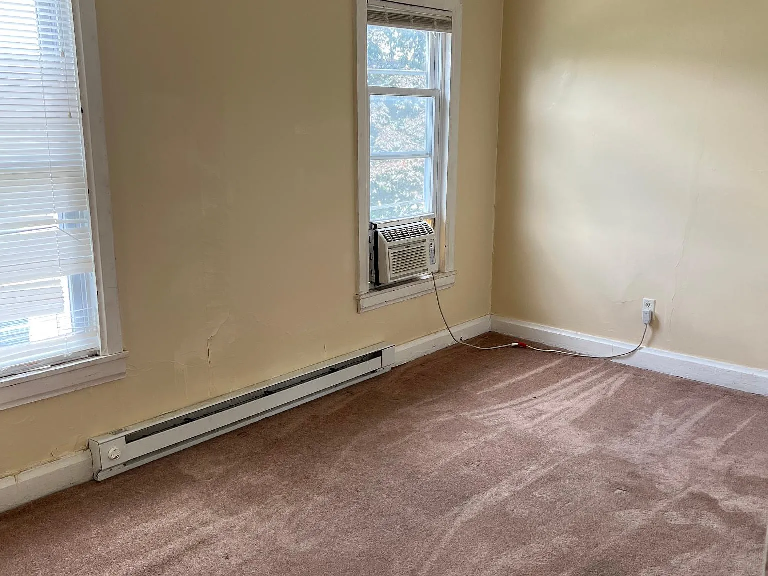 2 bed, $950 — Photo 2