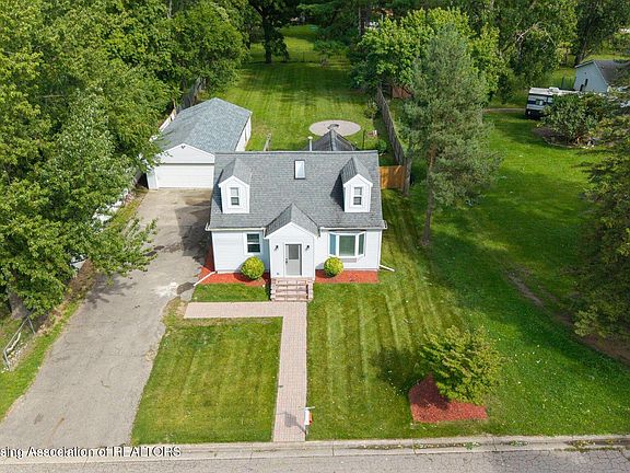 4th image of 3325 Avalon St