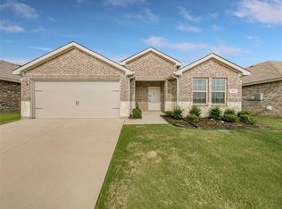102 Omaha Ln, Caddo Mills, TX 75135