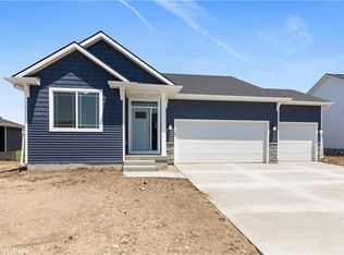 709 SW Timberview Dr, Grimes, IA 50111