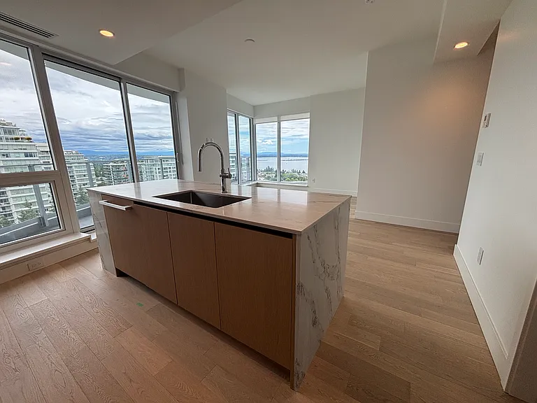1475 Foster St #1803 — Photo 3