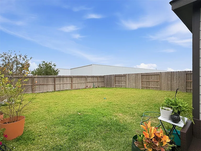 25402 Trinity Oakley Ct — Photo 19