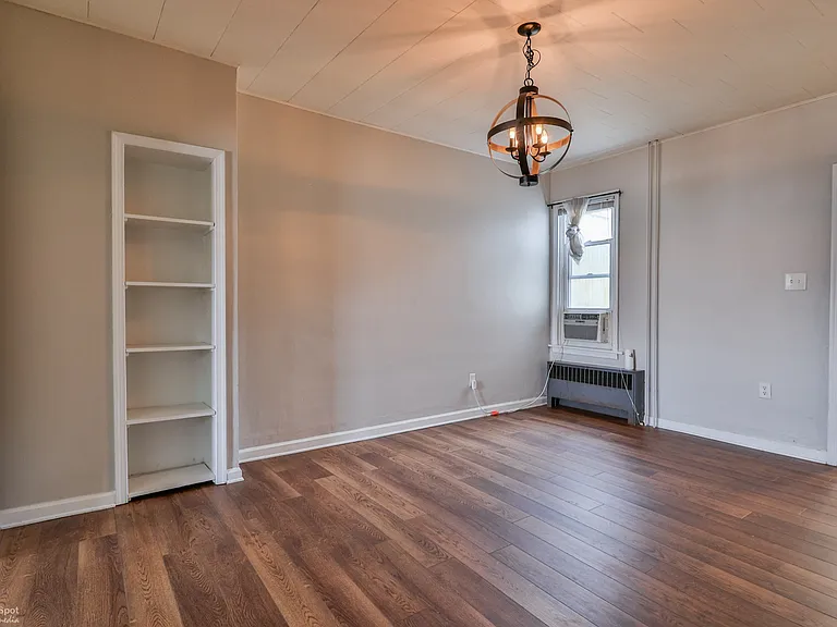 805 Main St — Photo 18