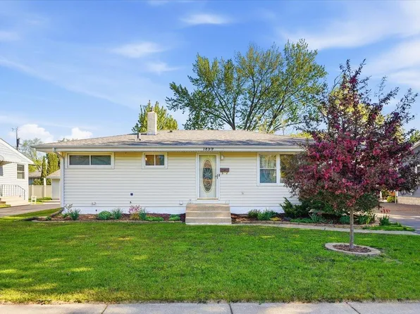 1859 6th St, White Bear Lake, MN 55110