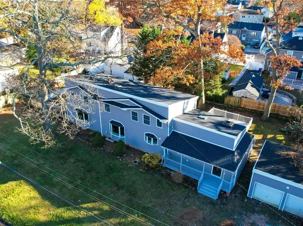 60 E 20 Street, Huntington Station, NY 11746