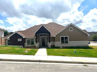 2710 Royalwood, New Braunfels, TX 78132