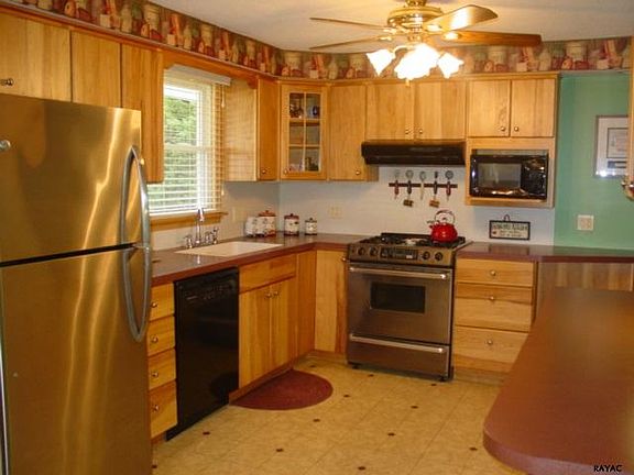 4th image of 3619 Equestrian Dr