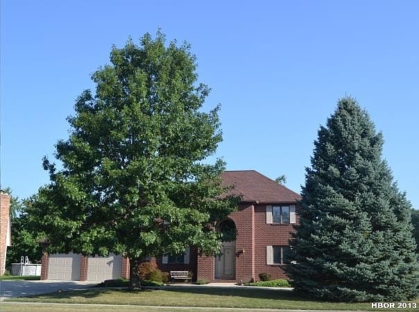 1st image of 200 Coventry Dr